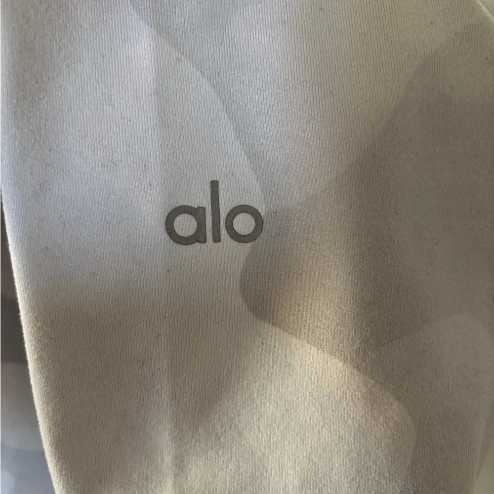 Alo Yoga White Camo High Waist Crop Capri Legging Size Small Running Gym